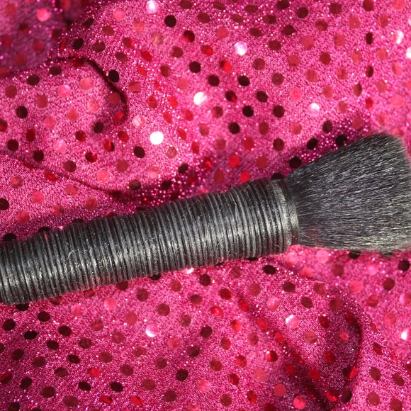 GAVE AWAY AS GIFT W ORDER 🎁BNIB》NARS Mizubake Kabuki Brush - Picture 5 of 5